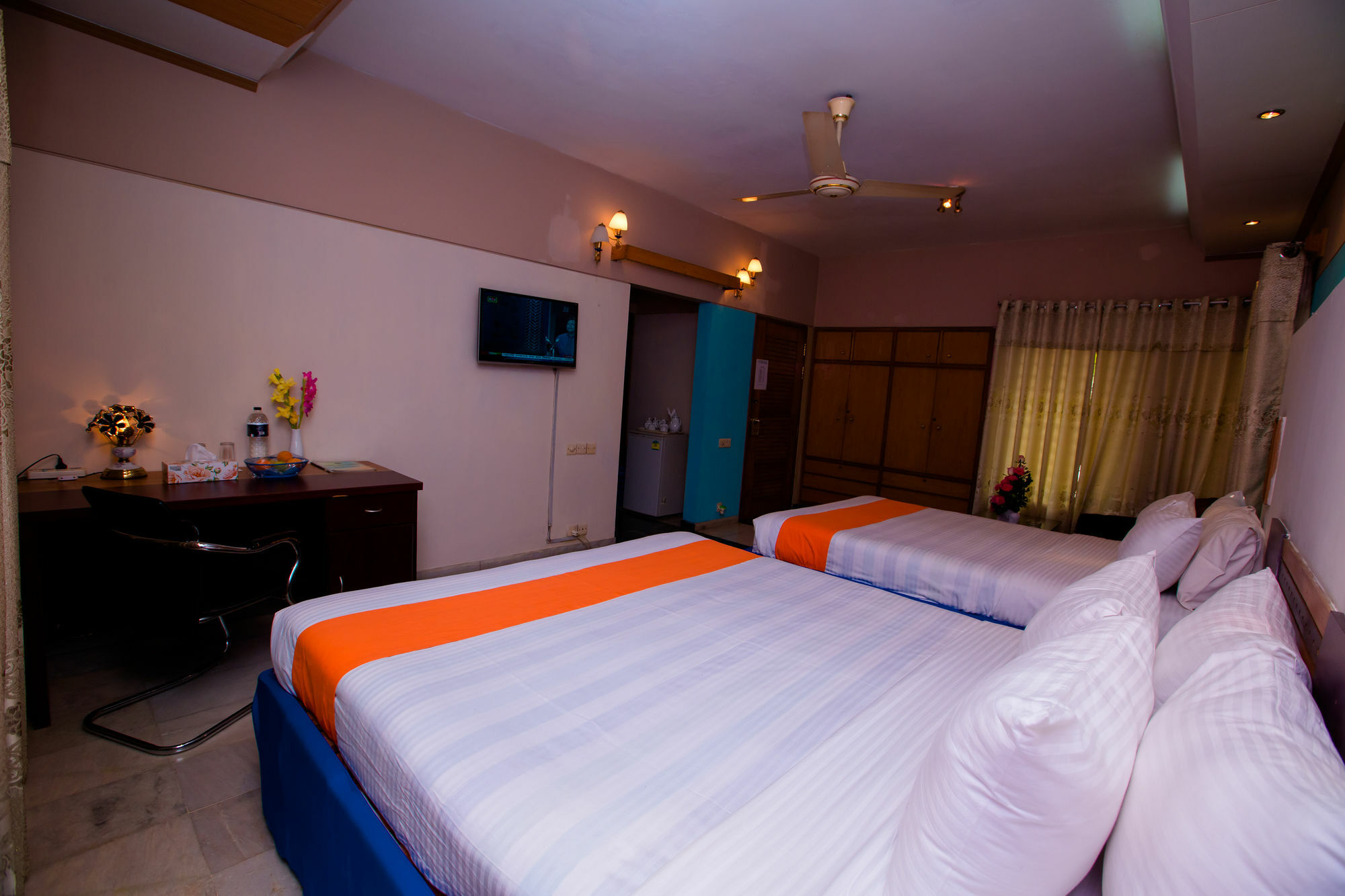 Hotel Golden Deer Dhaka Luaran gambar